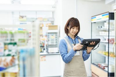 働く女性